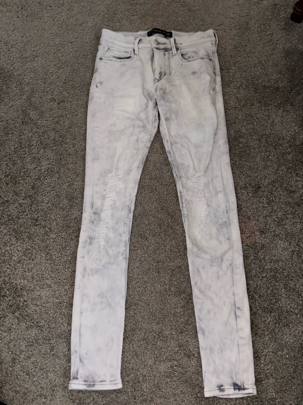 Women’s Light Gray Distressed Skinny Legging Jeans Mid Rise Y2K Style